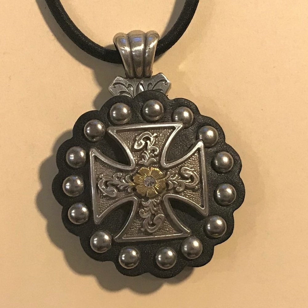 Silver And Black Maltese Cross Medallion Necklace - Gem